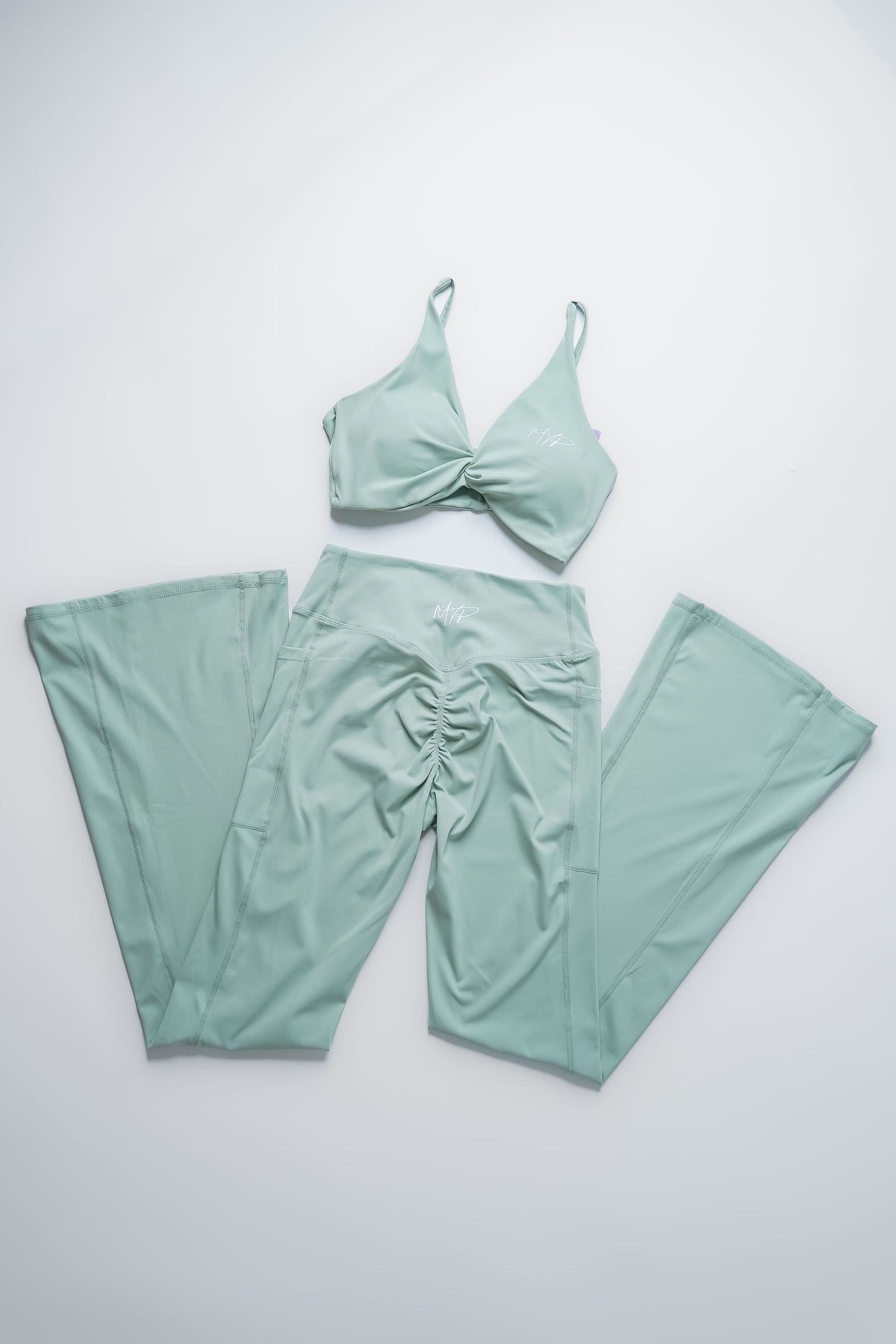 Mint Momentum Leggings
