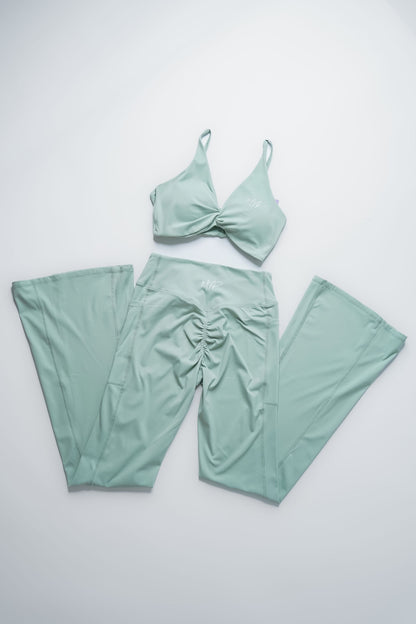 Mint Momentum Leggings