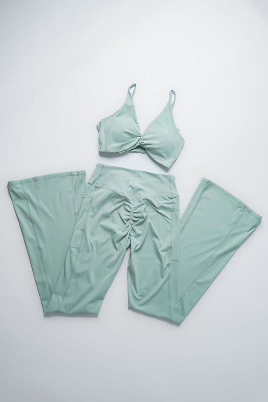 Mint Momentum Leggings